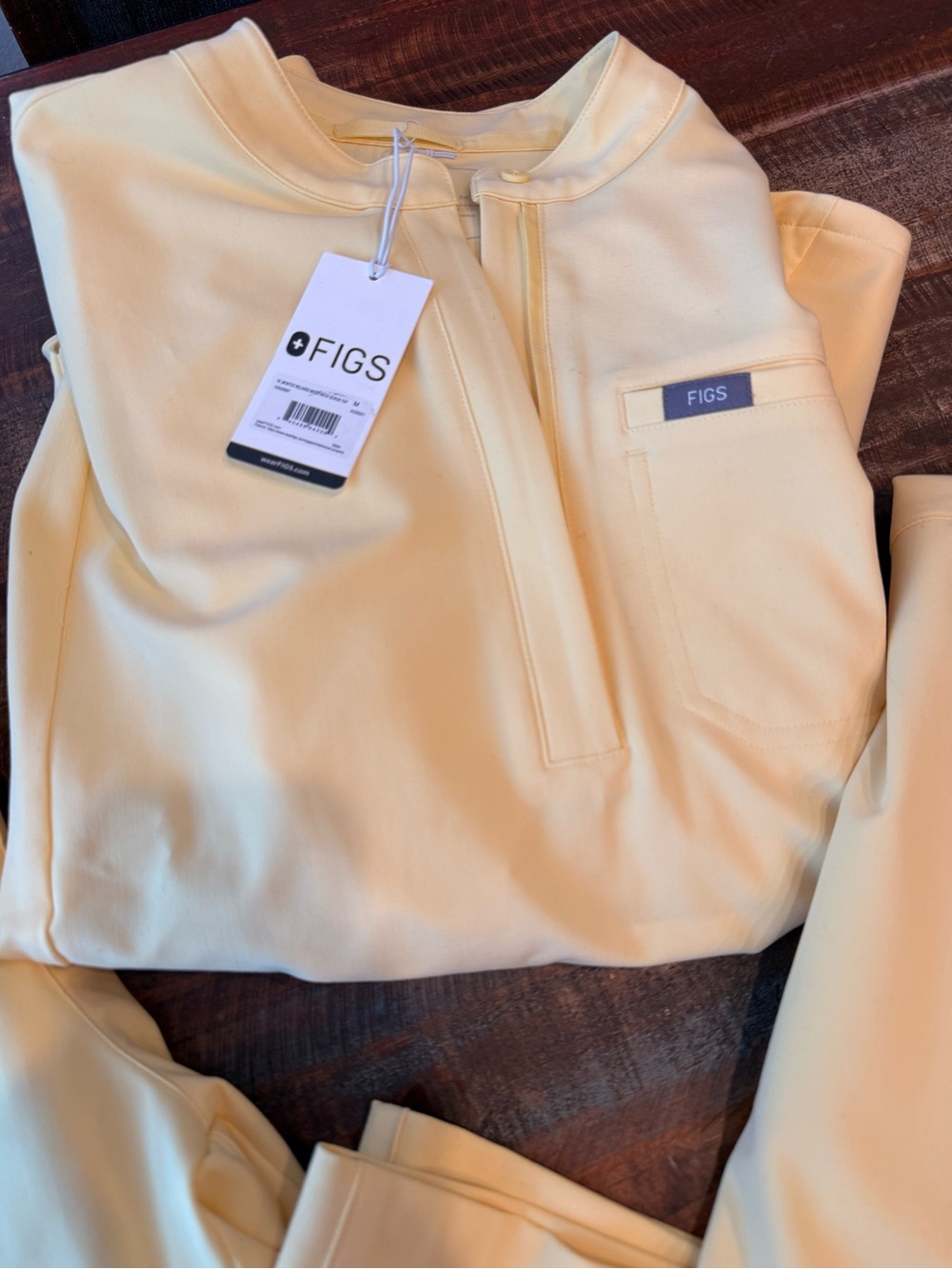 FIGS Butter Yellow 3 Piece Set Tops New with tags, Isabel bottoms NWOT - Picture 3 of 7